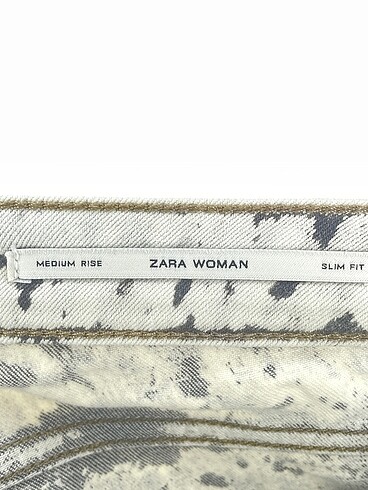 34 Beden çeşitli Renk Zara Jean / Kot %70 İndirimli.
