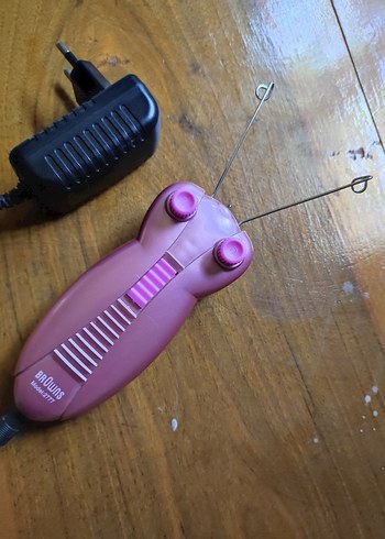 Braun Pembe renkli elektrikli epilatör