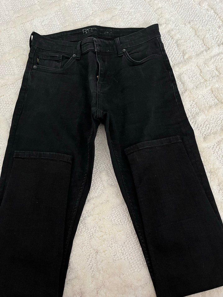 Siyah Kemerli Erkek Denim Pantolon - Görsel 2