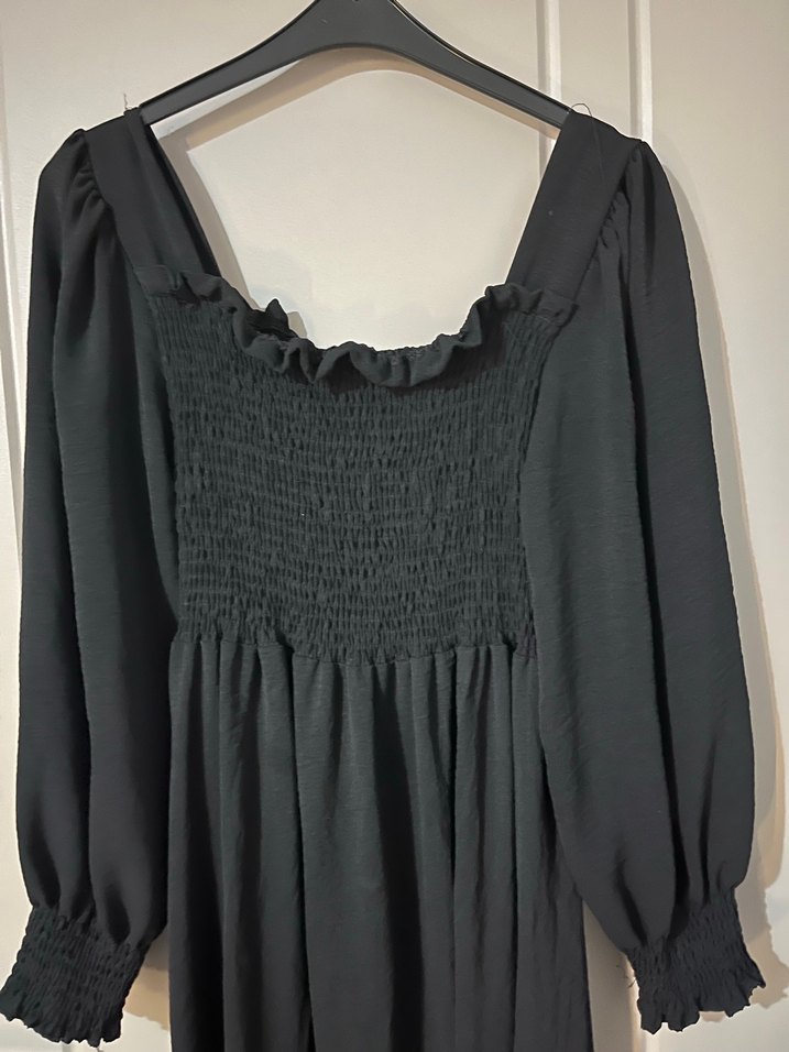 Uzun Siyah Bohem Gotik Elbise Volan Detaylı - Görsel 3