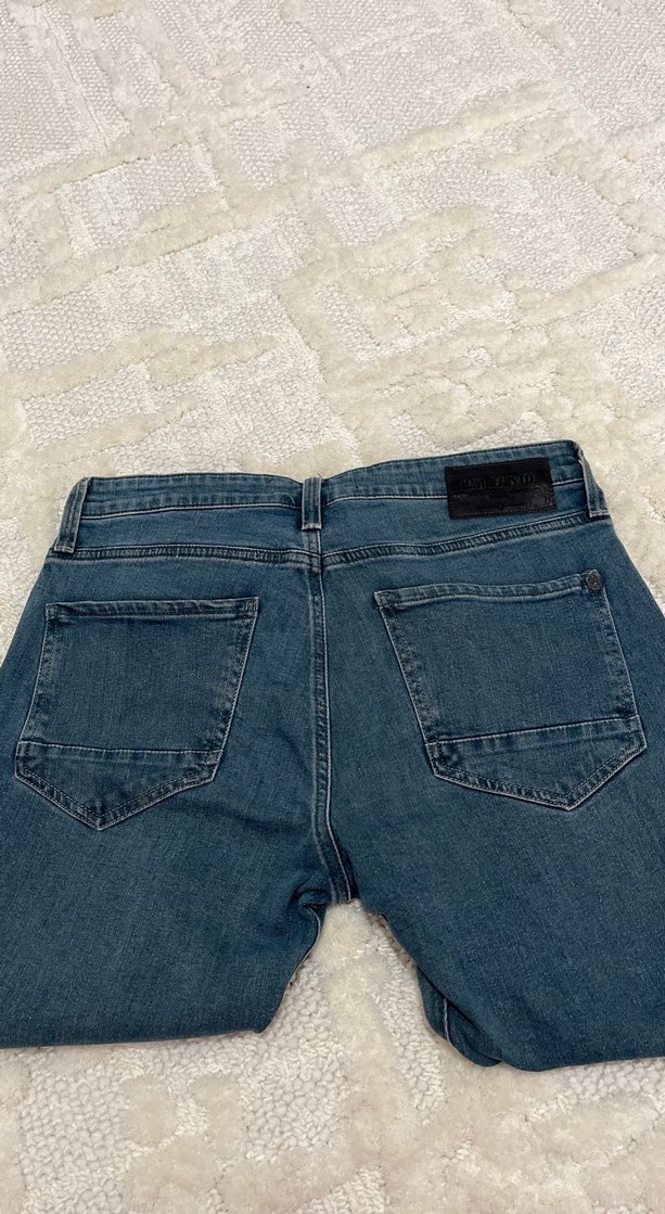 Gri Tokalı Erkek Mavi Rahat Kesim Kot Şort - Görsel 3