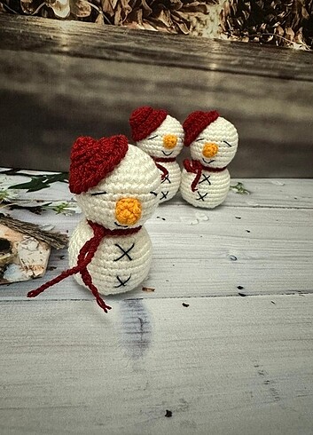 Beden Amigurumi kardan adam