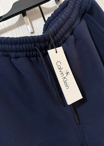 Calvin Klein Lacivert Kısa Eşofman Altı - Görsel 2