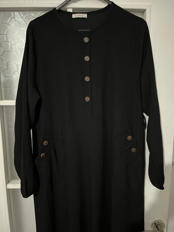 Düğmeli Siyah Uzun Kol Elbise - Görsel 3