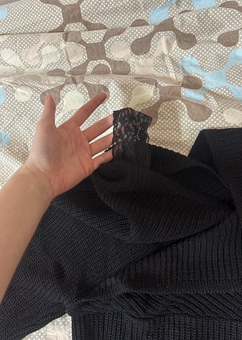 Siyah V Yaka Kazak - Görsel 3