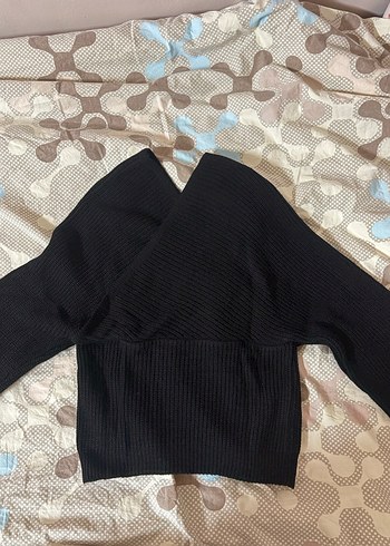 Siyah V Yaka Kazak - Görsel 2