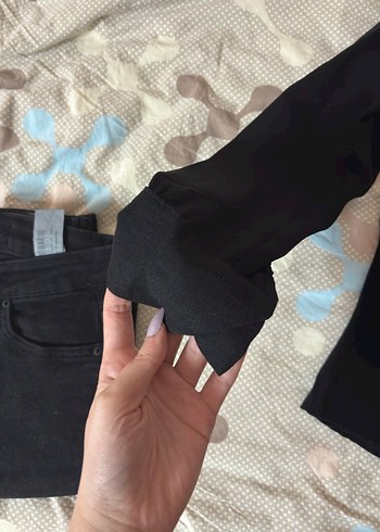 V Yaka Siyah Fitted Gömlek - Görsel 2