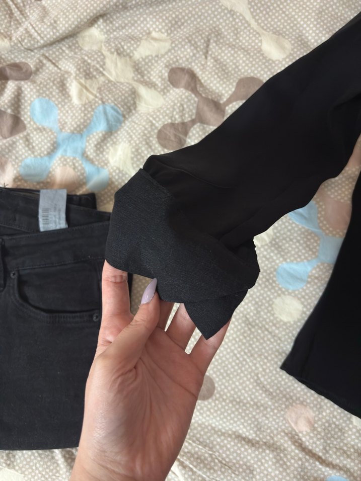 V Yaka Siyah Fitted Gömlek - Görsel 2