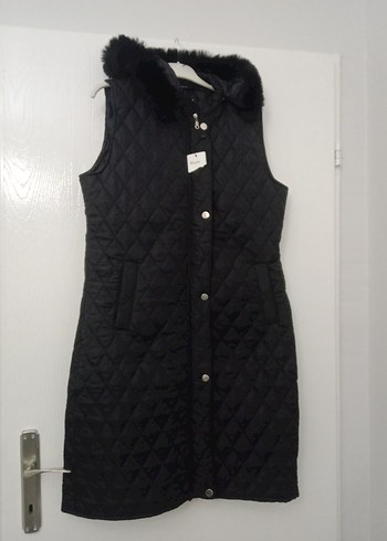 Siyah Uzun Kolsuz Kürklü Kadın yelek M beden - Görsel 4