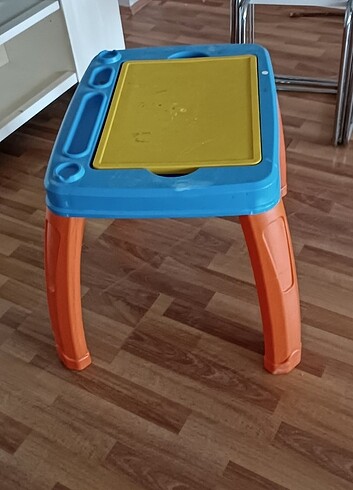 Pilsan marka çocuk masa ve taburesi