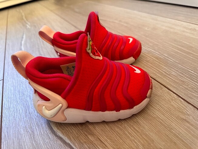 19 Beden Nike kız çocuk ayakkabı