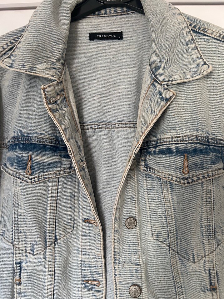 Gri Düğmeli Kadın Denim Ceket - Görsel 2