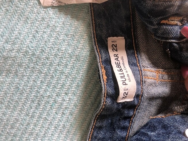 32 Beden pull&bear şort