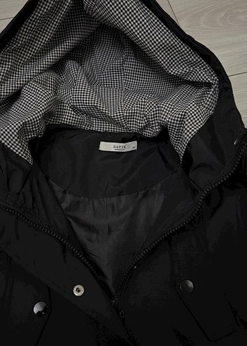 Fermuarlı ve Çıtçıtlı Siyah Kadın yağmurluk - Görsel 4