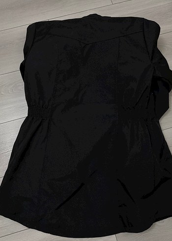 Fermuarlı ve Çıtçıtlı Siyah Kadın yağmurluk - Görsel 8