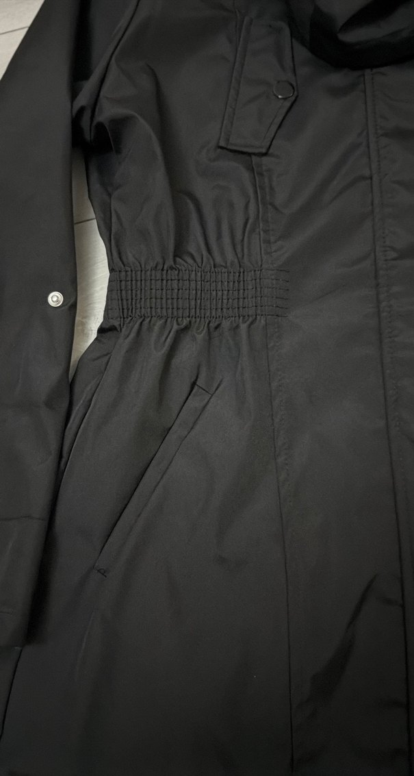 Fermuarlı ve Çıtçıtlı Siyah Kadın yağmurluk - Görsel 2