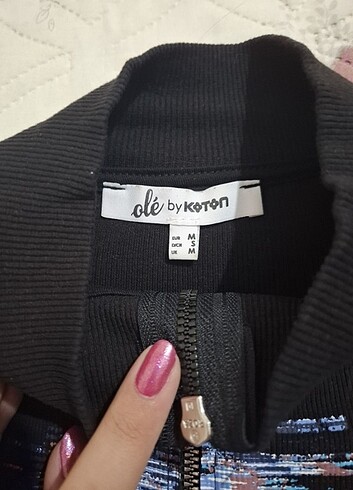m Beden siyah Renk Olé by Koton Fermuarlı Crop Hırka - Dijital Desenli
