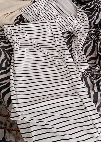 s Beden Çizgili Midi Elbise, Kayık Yaka, Pilili