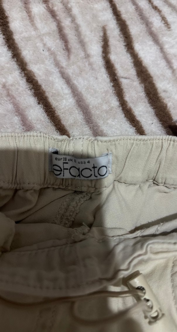 Kadın Bej Paraşüt Bol Kesim Kemerli Pantolon - Görsel 2