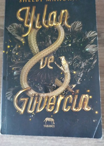 Yılan ve Güvercin - Shelby Mahurin