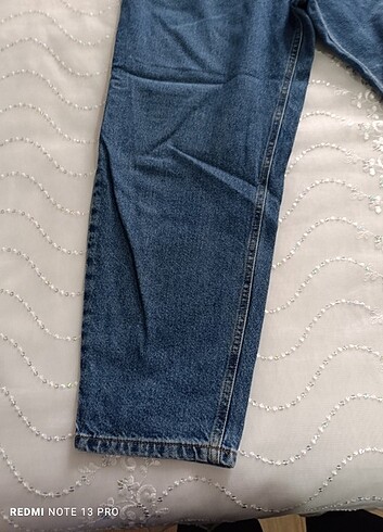 42 Beden mavi mom jean