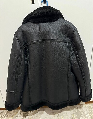 Stradivarius Stradivarius Yumuşak suni kürklü çift yüzlü biker ceket