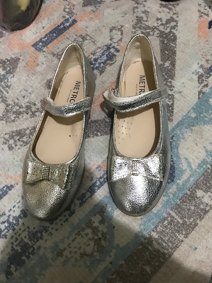 Kız Çocuk Gri Tokalı Babet Ayakkabı - Görsel 2