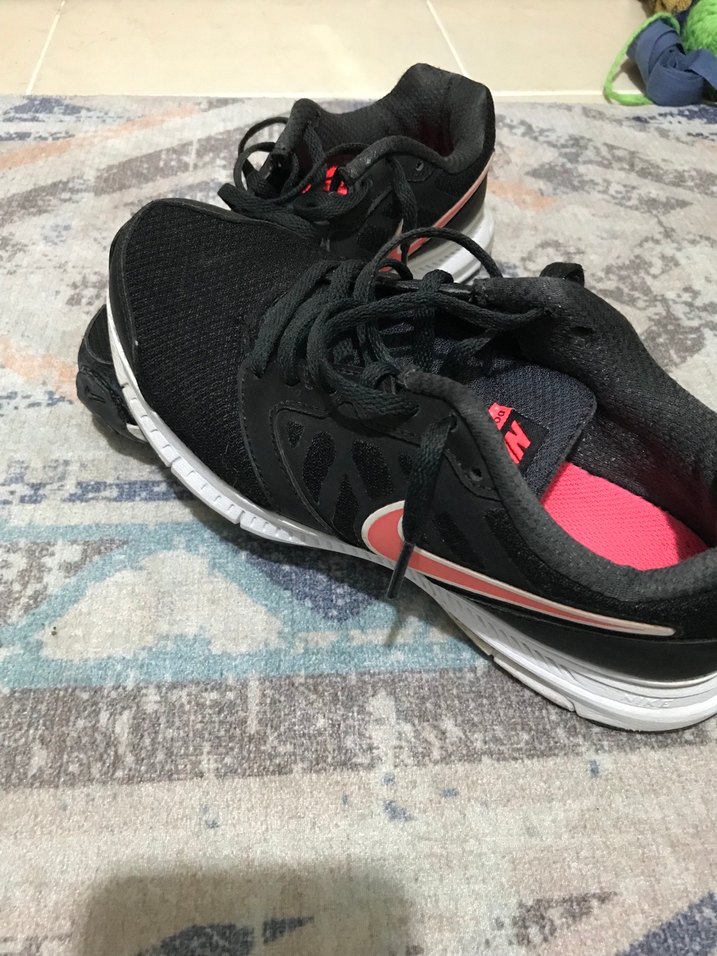 Nike Siyah Kadın Spor Ayakkabı - Görsel 2