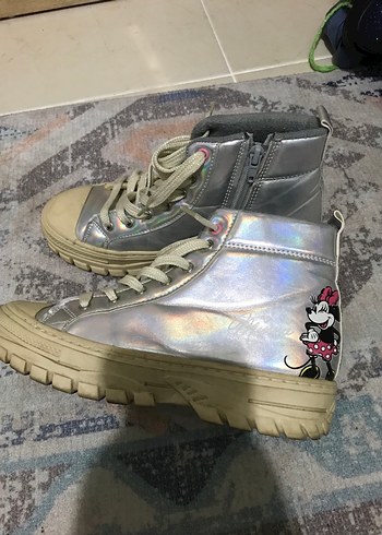 Kız çocuk bot - Görsel 3