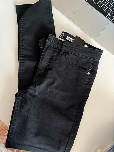VİNTAGE SİYAH PANTOLON