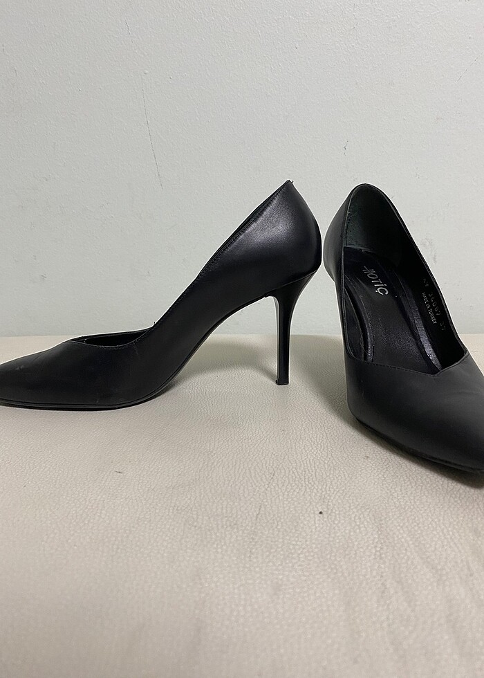 TOPUKLU AYAKKABI - Görsel 3