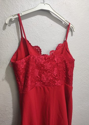 Kırmızı Dantel Detaylı Uzun Abiye Elbise - Görsel 3