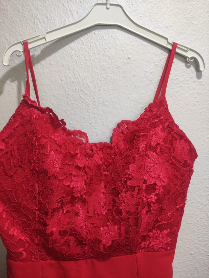 Kırmızı Dantel Detaylı Uzun Abiye Elbise - Görsel 2