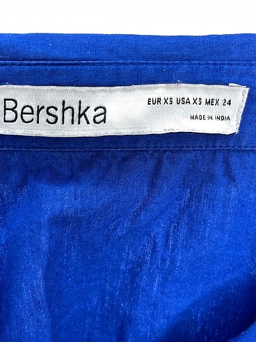 xs Beden lacivert Renk Bershka Gömlek %70 İndirimli.