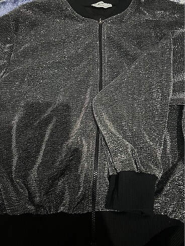 Parlak Metalik Siyah Bomber Ceket
