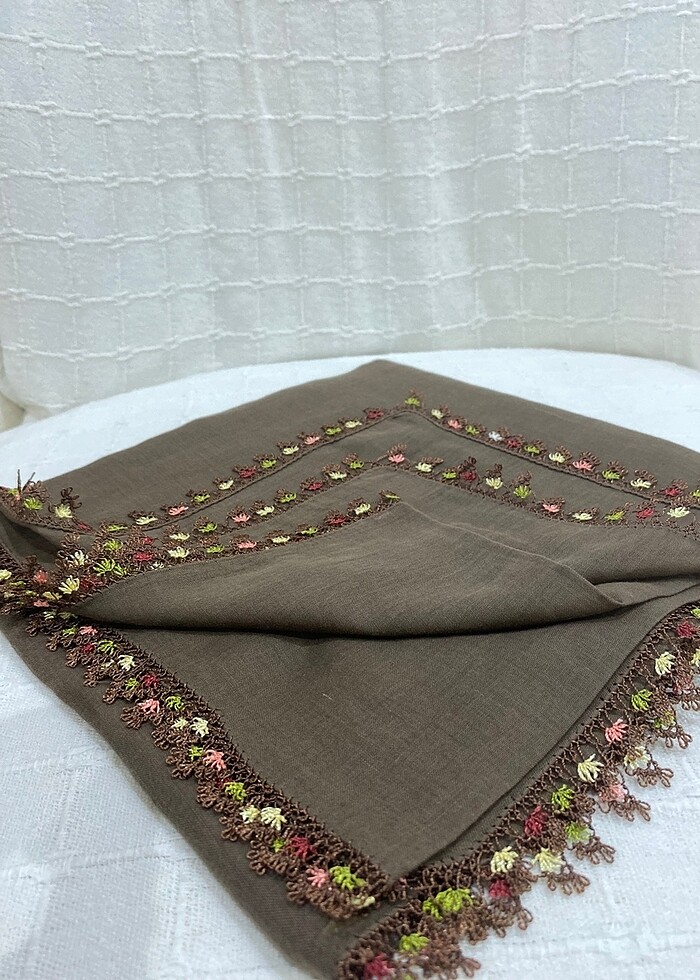 İğne oyası yazma namaz başörtüsü mevlid örtüsü - Görsel 5