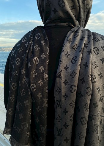 Louıs vuıtton desen gri-siyah kaşmir şal - Görsel 2