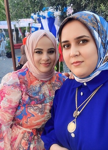 Tesettür çiçekli elbise