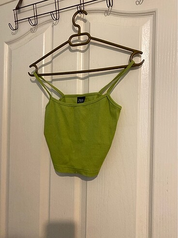 crop | mavira