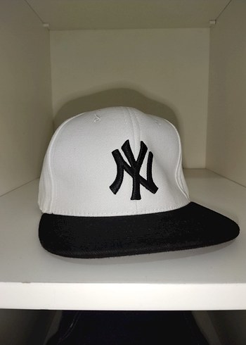 New Era Cap - Yeni