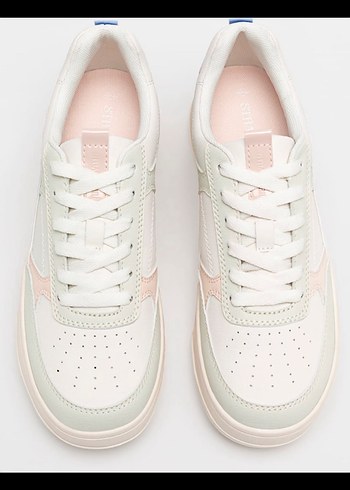 Stradivarius Pastel Renkli Beyaz Bağcıklı Kadın Spor Ayakkabı