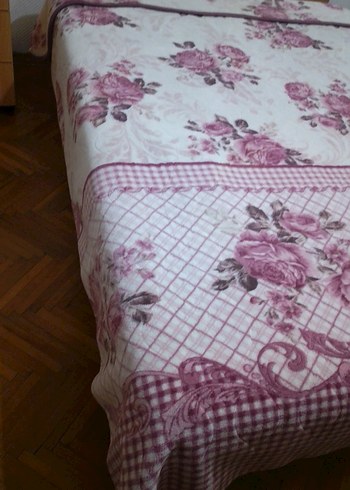 Pembe Baskılı Yatak Battaniyesi - Görsel 2