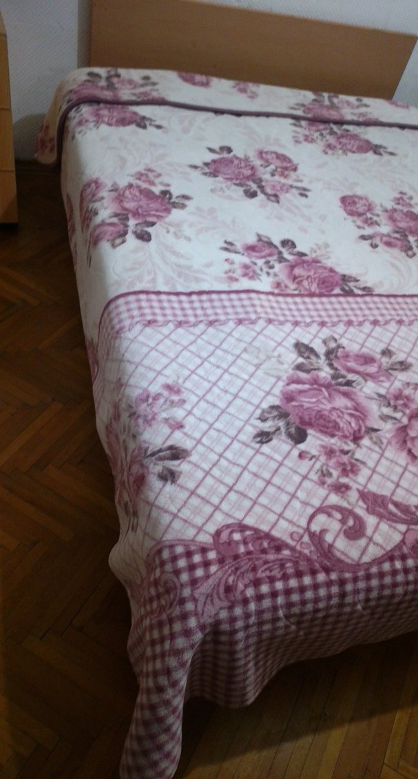 Pembe Baskılı Yatak Battaniyesi - Görsel 2