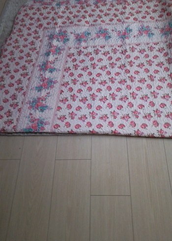 Pembe Çiçek Desenli Pastel Yatak Örtüsü - Görsel 10