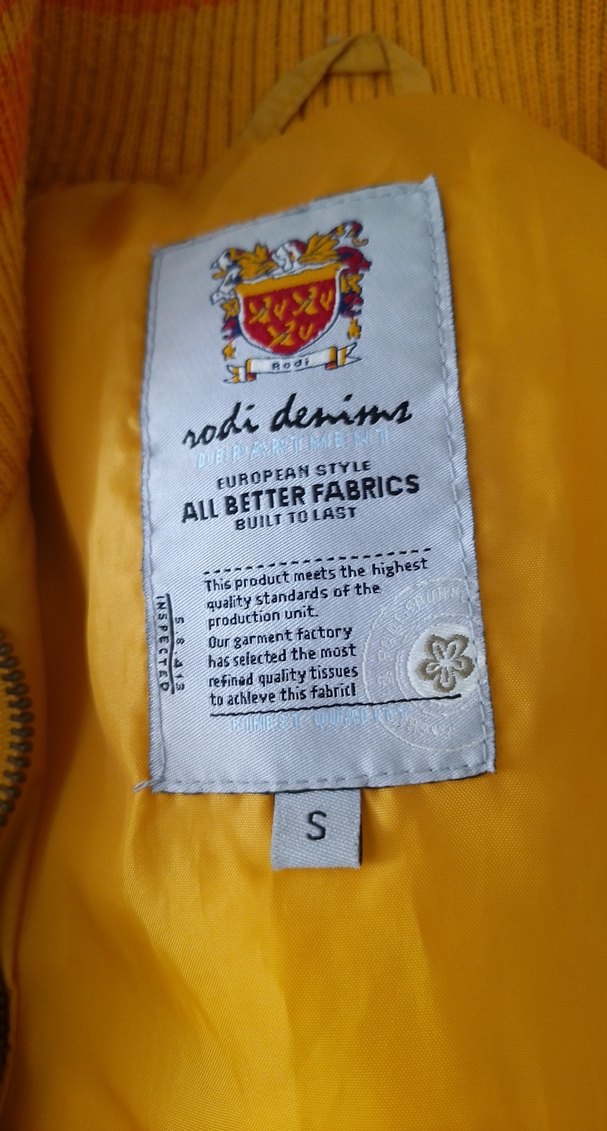 Sarı Kadın Düğmeli Şişme Yelek - Görsel 5