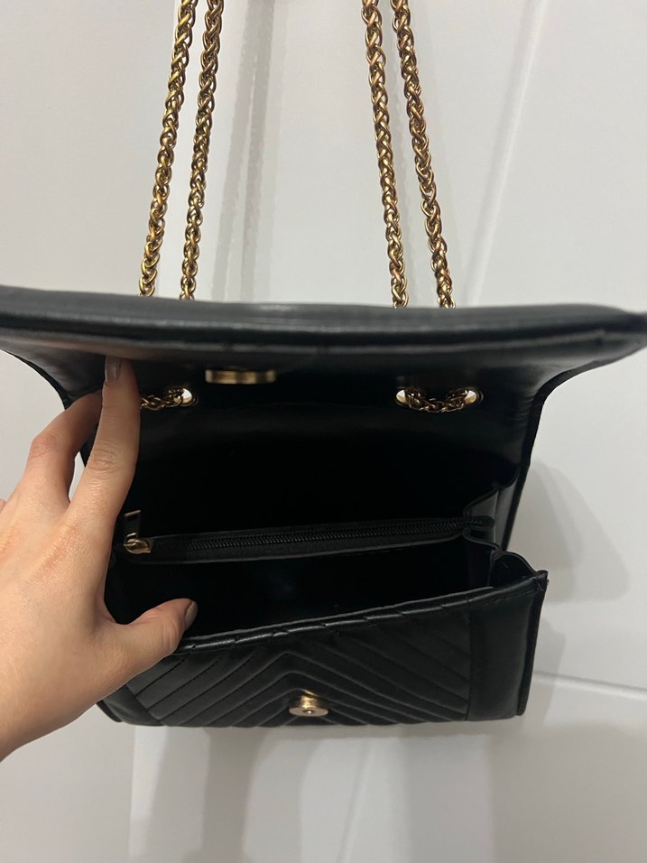 Zincir Detaylı Siyah Deri Kadın Çanta - Görsel 3