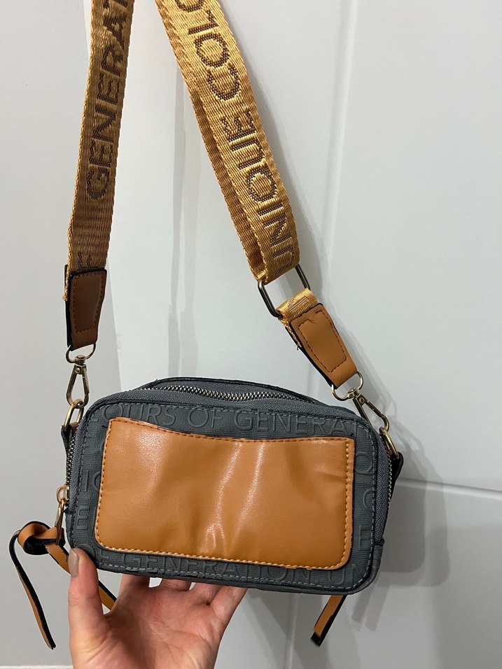 Kadın Gri Deri Çapraz Askılı Çanta - Görsel 4