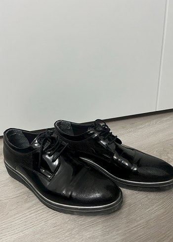 Siyah Yılan Derisi Desenli Erkek Klasik Ayakkabı - Görsel 2