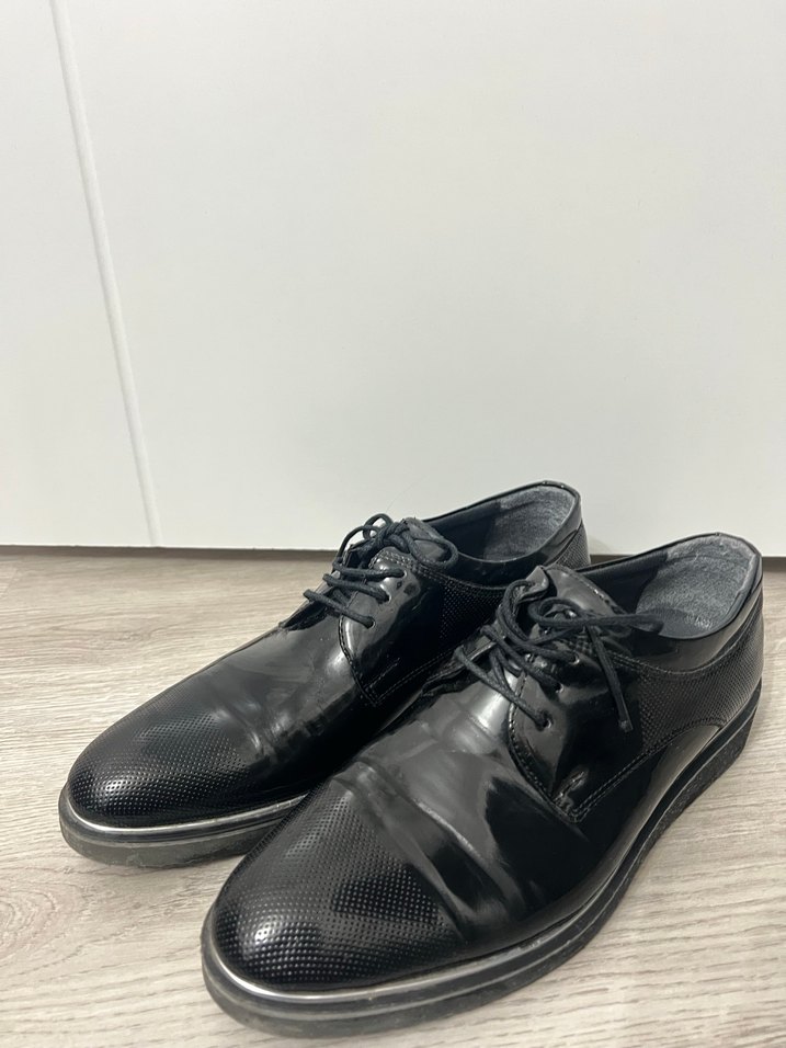 Siyah Yılan Derisi Desenli Erkek Klasik Ayakkabı - Görsel 3