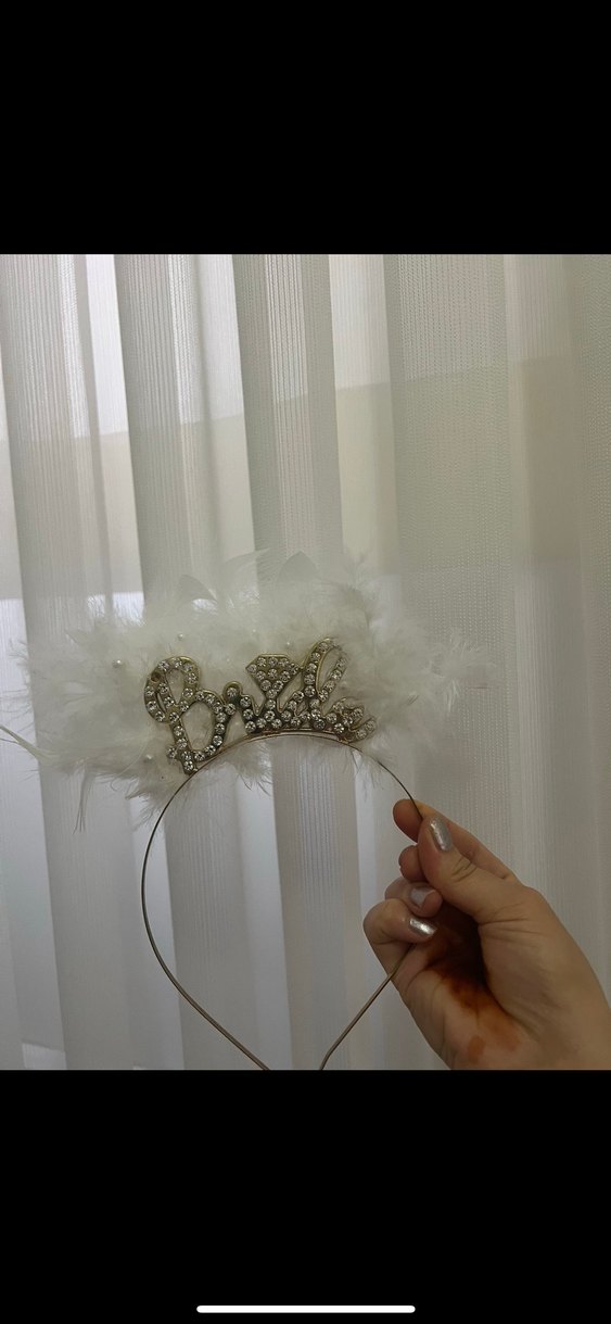 Tüylü Gold Gelin Tacı - Görsel 2
